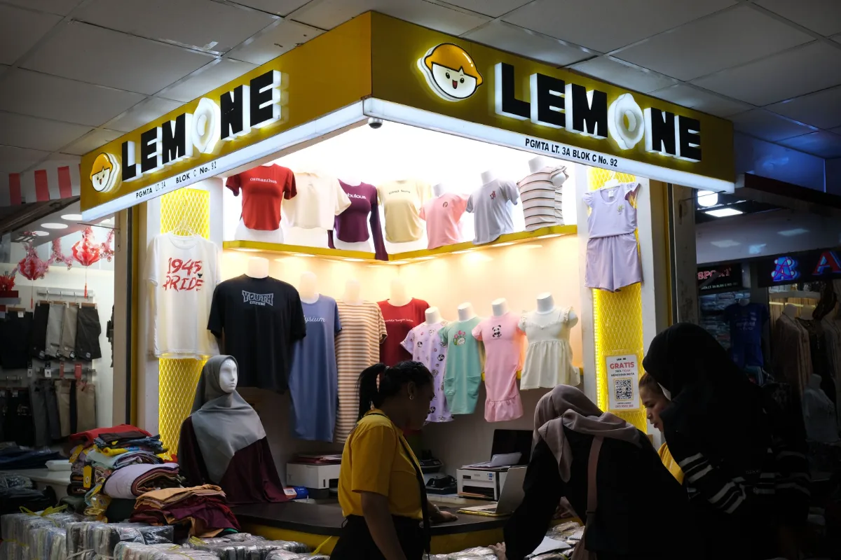 Toko grosir Lemone di Metro Tanah Abang